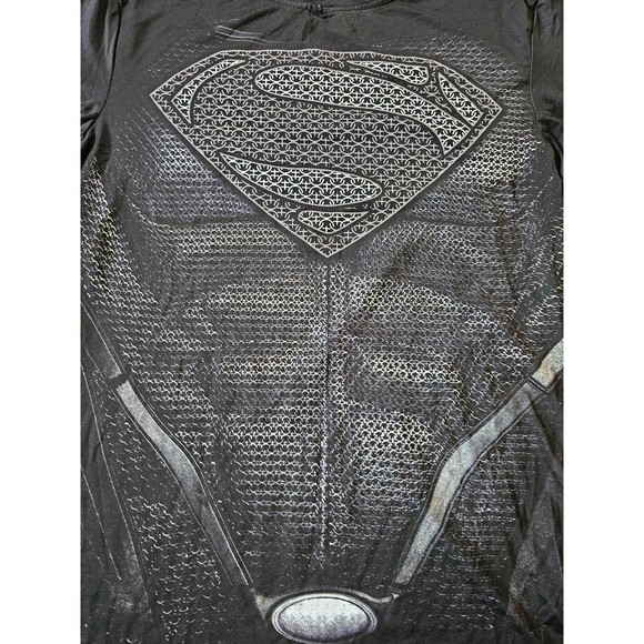 Superman Men's XL Compression Long Sleeve Shirt - Picture 3 of 5